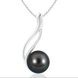 Black Peral Necklace
